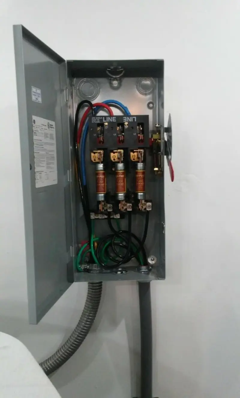 Three-phase disconnect switch installed for Electrical Wiring & Rewiring in South Bradenton